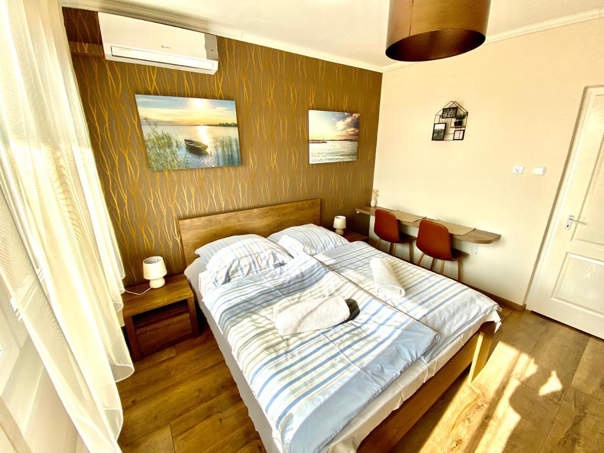 Aqua Blue Apartmanok - Siofok Exterior photo